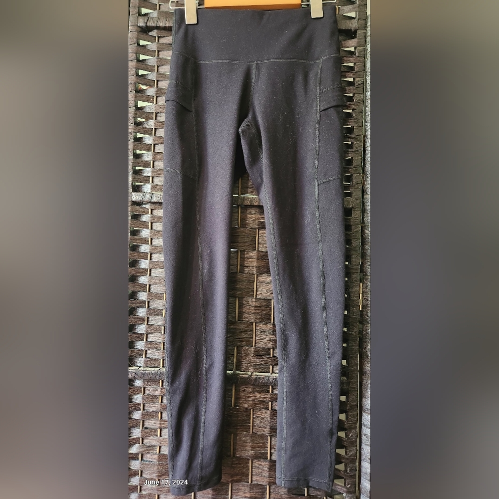 🌼2/40🏵 LifeSky Yoga Pants with Pockets, Size Small  Black